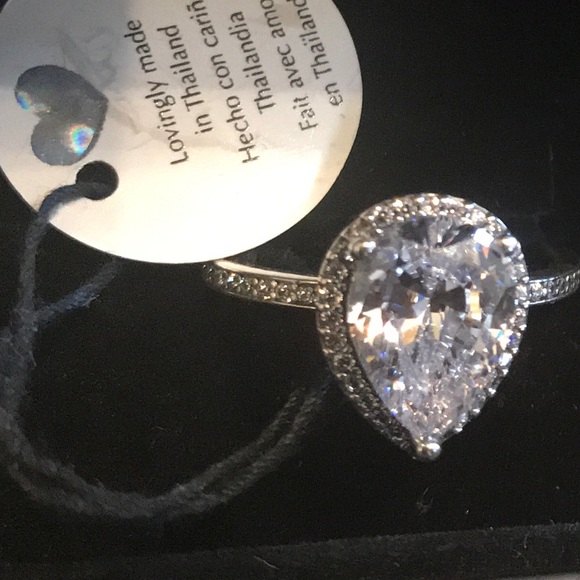 Pandora radiant teardrop ring - Picture 5 of 5